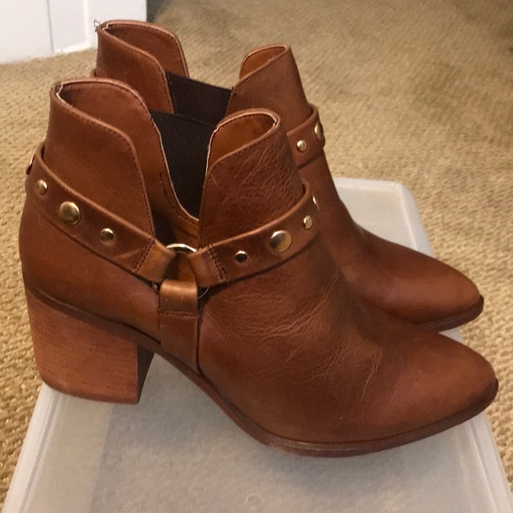 Brand new genuine Leather slip on booties - Picture 2 of 5